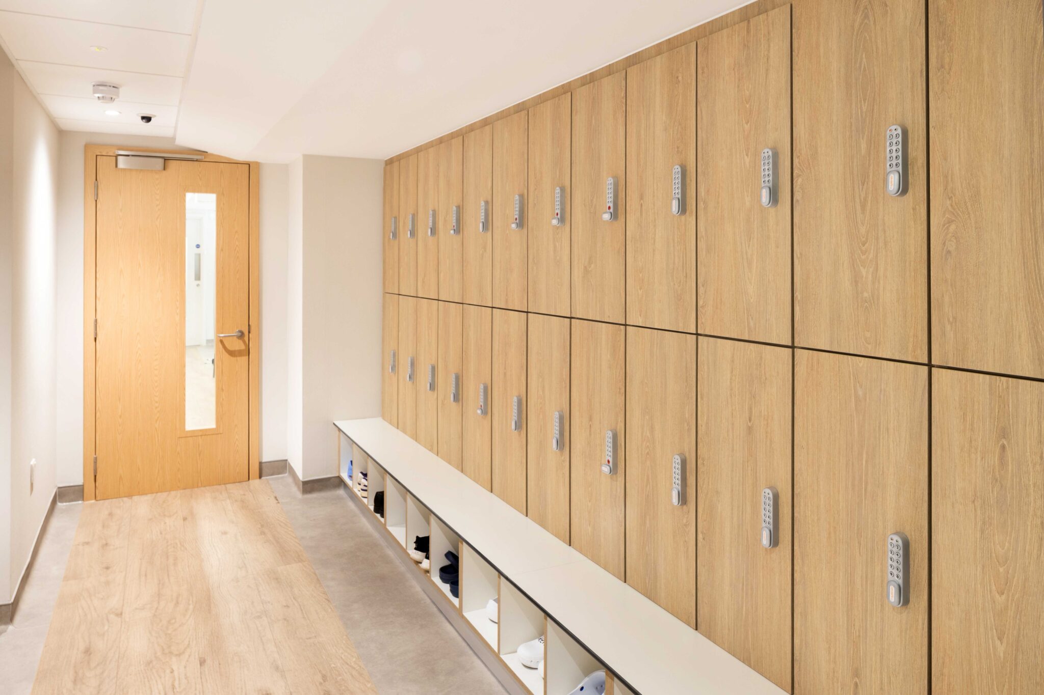 Medical Locker Specialist Locker Solutions for Healthcare Workflows - stirlingmedical ...